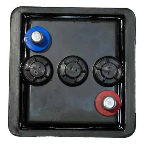 Shield-421M-6v-Classic-Car-Battery-Top.jpg - main image