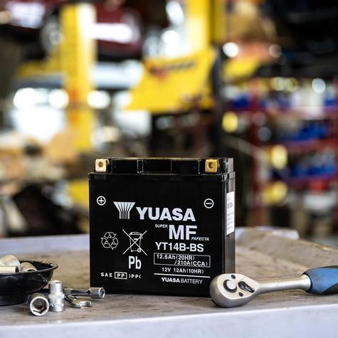 Yuasa-YT14B-BS-Motorbike-Battery-2 - main image