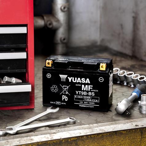Yuasa-YT9B-BS-Motorbike-Battery-2 - main image
