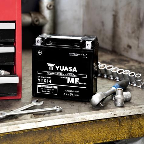 Yuasa-YTX14-BS-Motorbike-Battery-2 - main image