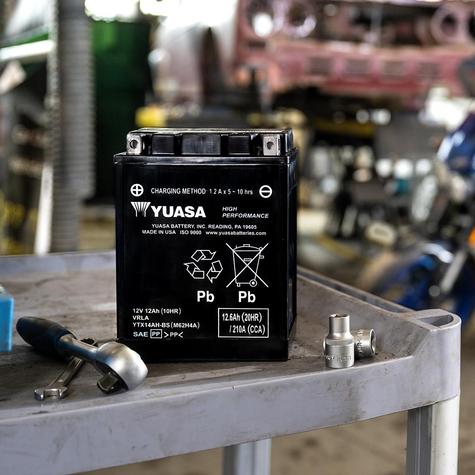Yuasa-YTX14AH-BS-Motorbike-Battery-2 - main image