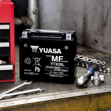 Yuasa-YTX20L-BS-Motorbike-Battery-1 - main image