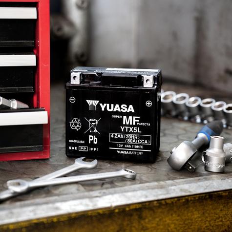 Yuasa-YTX5L-BS-Motorbike-Battery-1 - main image