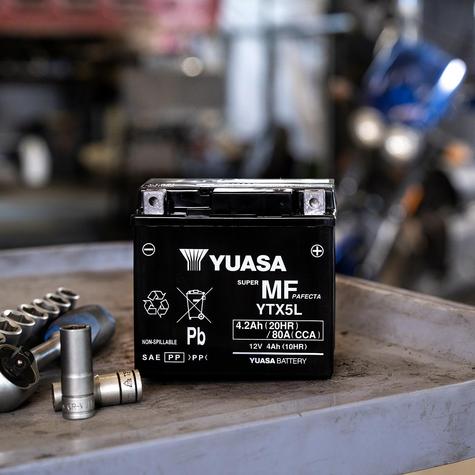 Yuasa-YTX5L-BS-Motorbike-Battery-2 - main image