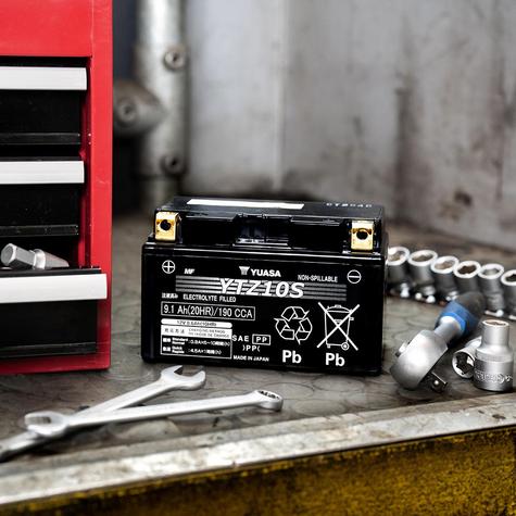 Yuasa-YTZ10S-Motorbike-Battery-1 - main image